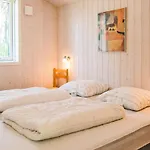 Dom wakacyjny 3 Bedroom Gorgeous In